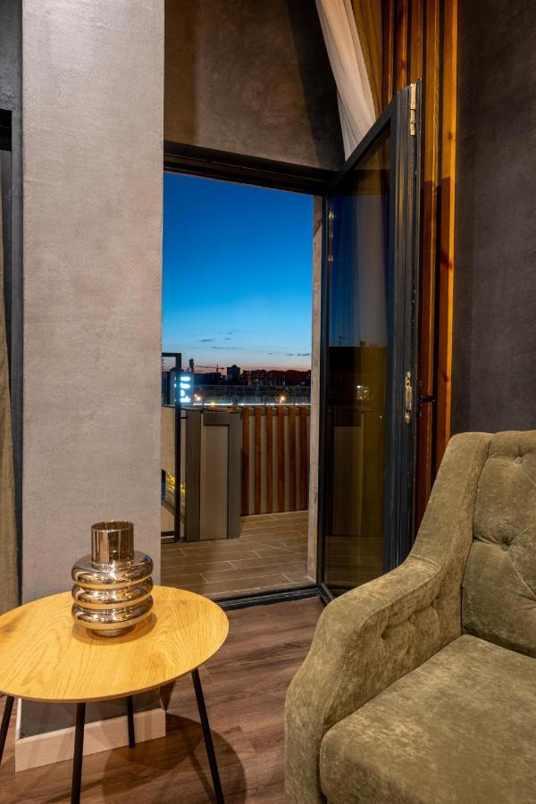 Готельно-Ресторанний Комплекс Каскад Kharkiv Exterior photo