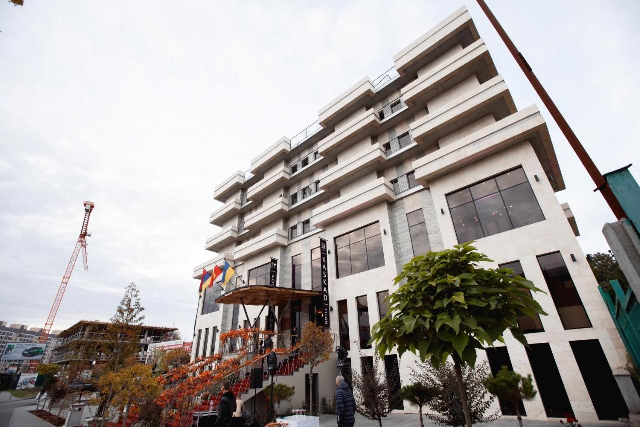 Готельно-Ресторанний Комплекс Каскад Kharkiv Exterior photo